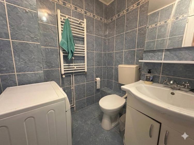 Decomandat - Centrala proprie - Etaj intermediar - Lipovei - 6