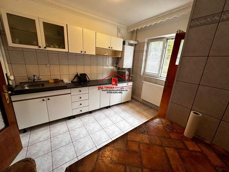 De inchiriat Apartament 3 camere, 2 bai - parter ,Ultracentral. - 1