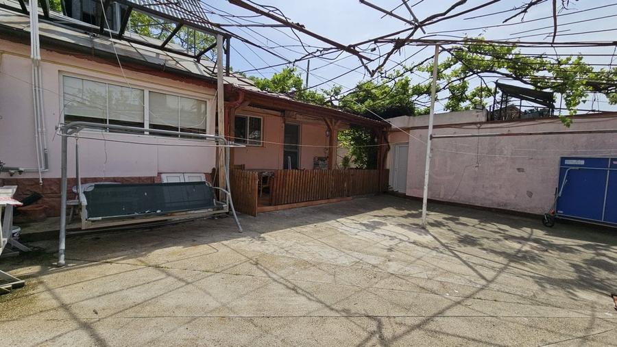 Faleza Nord - strada Unirii - teren 986 mp + casa (langa Scoala Colibri) - 12