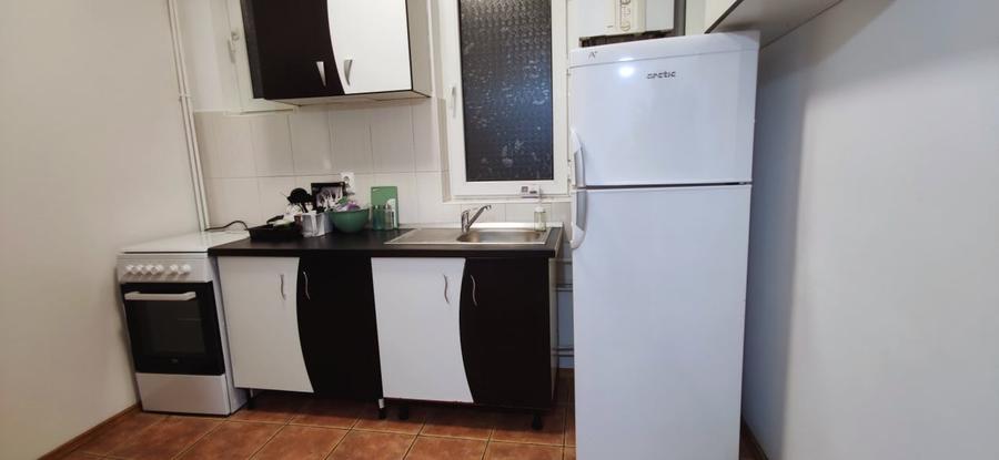 VAND APARTAMENT  DOUA CAMERE CU INTRĂRI SEPARATE - 11