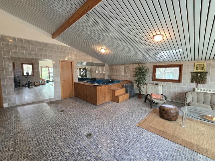 Vila deosebita de vanzare in Otopeni langa ''Ana Aslan'' - arhitectura germana - 42