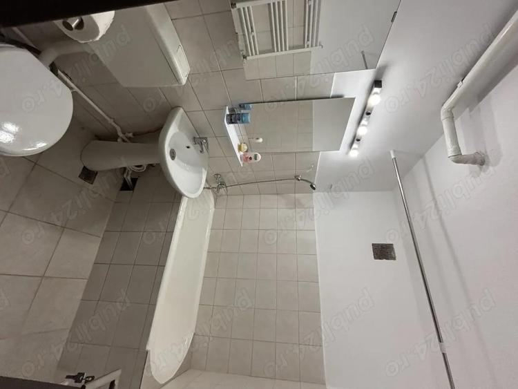 inchiriez apartament 3 camere - central - 1