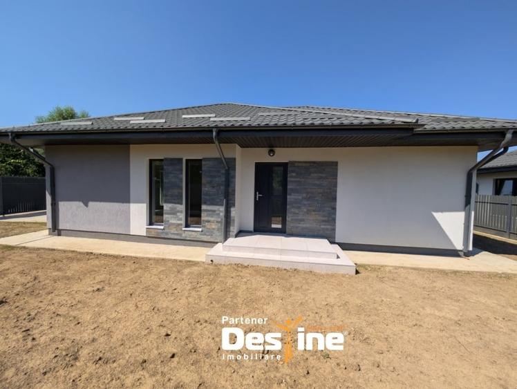 Casa individuala 3 camere 2 bai, finisaje premium, aproape de transport - Visan - 3