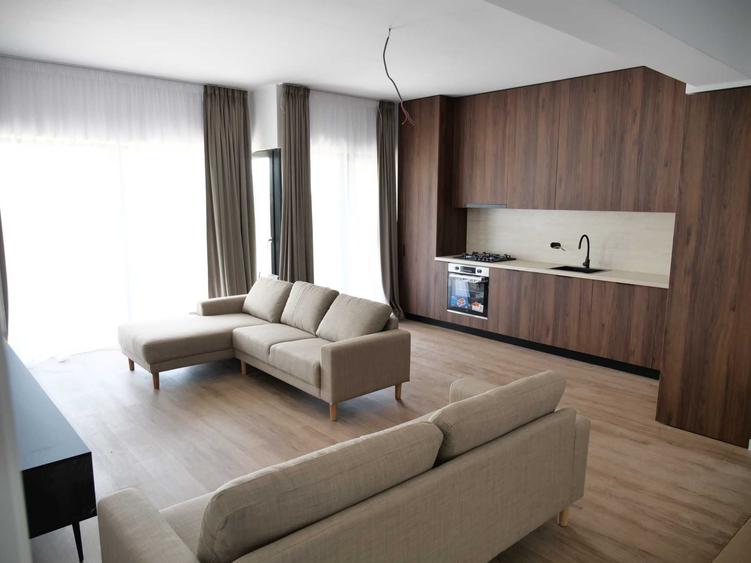 Apartament cu 2 camere decomandat în Băneasa