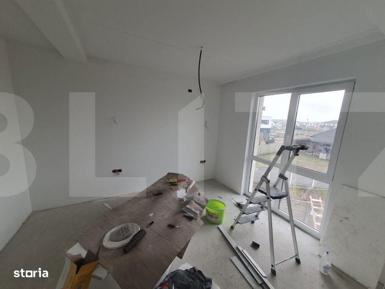 Duplex modern despartit prin bucatarie si camara - 3