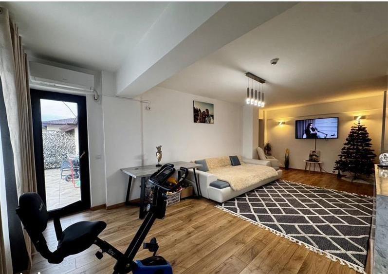 Apartament 3 camere de vanzare Valea Lupului - 1