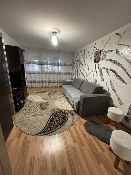 Vand apartament cu doua camere - 1