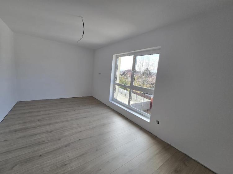 De vanzare Parte de Duplex, zona Centru. - 6