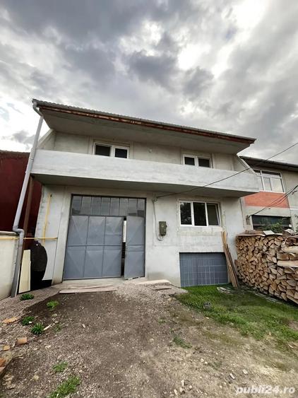 Vand vila la ro?u - 1