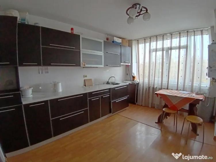 Apartament cu 2 Camere Decomandat in Burdujeni - 8