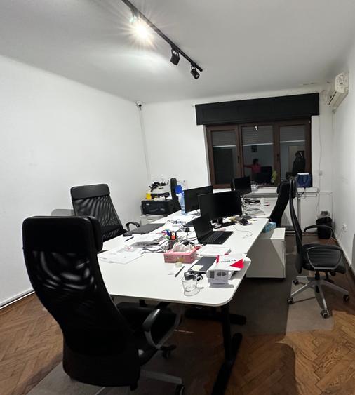 Apartament de 3 camere decomandate în vila interbelică în zona Kiseleff. - 2