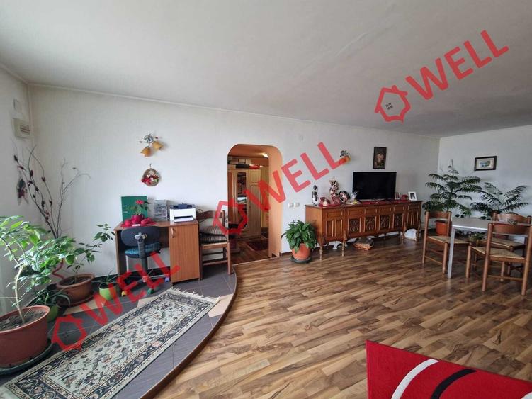 Casă familială de vânzare în orașul Întorsura Buzăului, pe strada 1 Decembrie 19 - 13