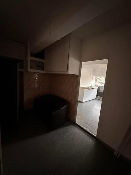 Inchiriez spatiu ultracentral strada Victoriei - 3