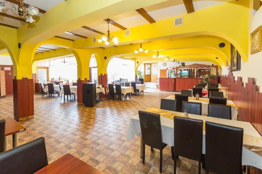 Hotel / Pensiune, 12 camere, 905mp, zona Noua - 1