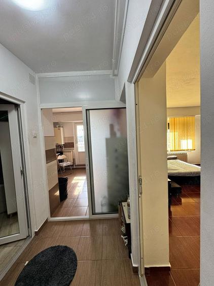 Garsoniera decomandata zona City Park Tomis 3 - 10