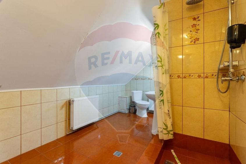 COMISION 0%| Pensiune + Casă de vânzare în Predeal | Business activ | - 13