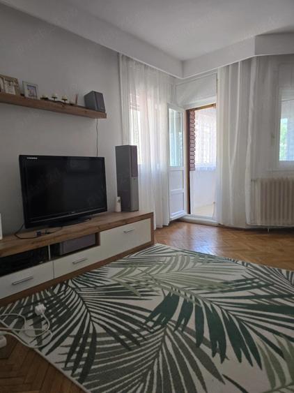 Garsoniera etaj 1 UMT balcon baie si bucatarie din constructie amenajata integral mobilata utilata - 4