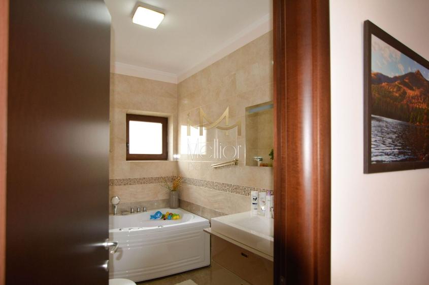 Casă spațioasă de vânzare în Gheorgheni – vedere spre parc - 15