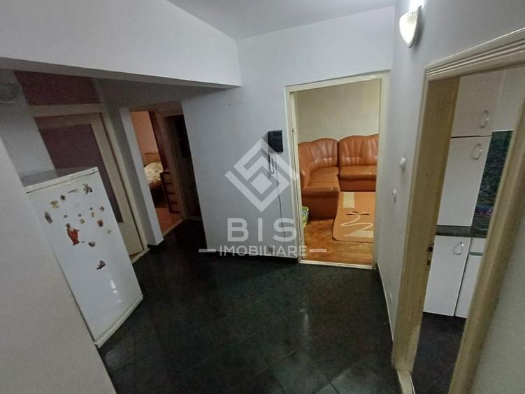 Apartament 3 camere, etaj 2/4 (închiriere maxim 6 luni) - 2