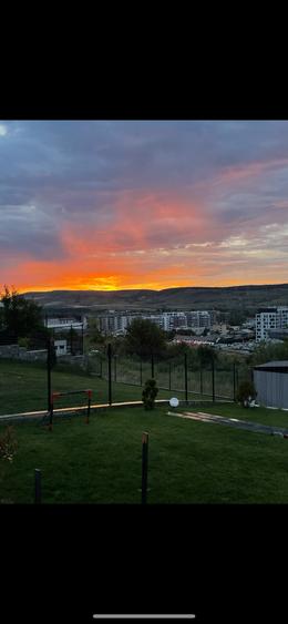 Casa ultrafinisata situata la cateva minute de  Vivo! - 3
