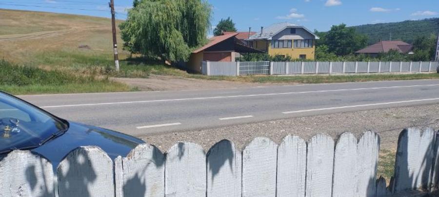 Vând casă 3 cam la șosea recent renovata - 8