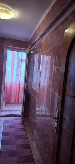 Vand apartament 2 camere decomandate - 6