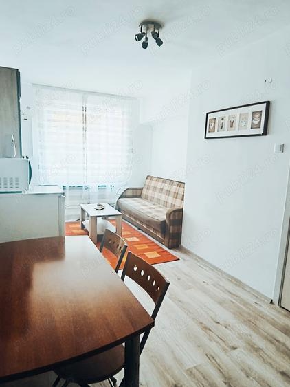 Vand apartament cu doua camere in statiunea montana Predeal (judetul Brasov] mobilat - 1