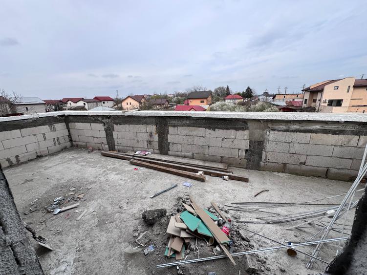 Promotie Casa P+1+M. 5 cam. Util 185mp. Teren 120mp - 20