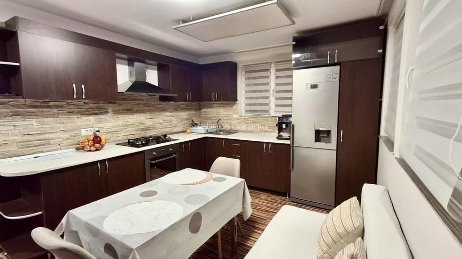 Casa individuala renovata, teren 200 mp, Valenta-zona Plastor