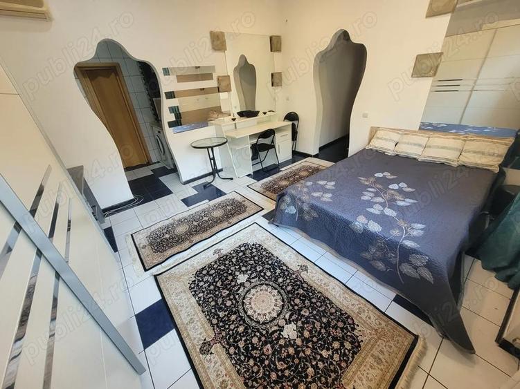 Inchiriez garsoniera Piata Romana, Dacia , ASE - 5