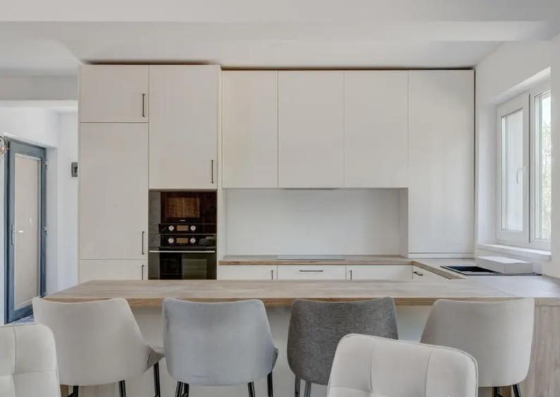 Vile moderne, Peris, rate la dezvoltator - 3