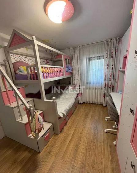 Apartament cu 3 camere *mobilat ?i utilat* - 300m de Hotel - 3