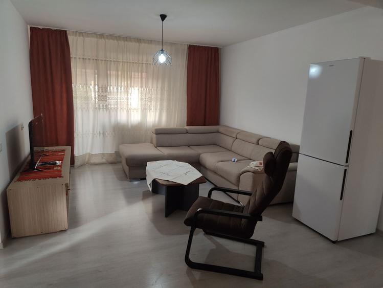 Inchiriz apt 3 camere 90mp - 3