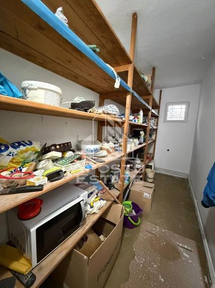 Casa cu 2 camere,centrala proprie, garaj,teren 350 mp ,zona Blascovici - 7