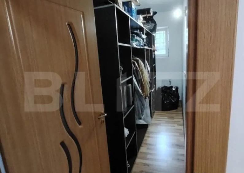 Casa deosebita cu 3 camere si spatiu comercial in Sangeorgiu - 13