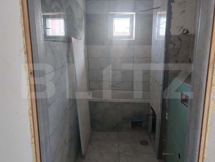 Apartament de vanzare, cu 4 camere, 85 mp, zona centrala - 4