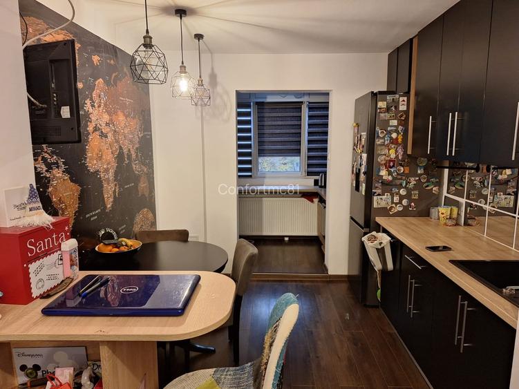 Rahova - Margeanului,decomandat, an c-tie 1986, 68 mp.,etaj 3/8