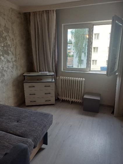 Garsoniera - Astra- str Infratirii - 2