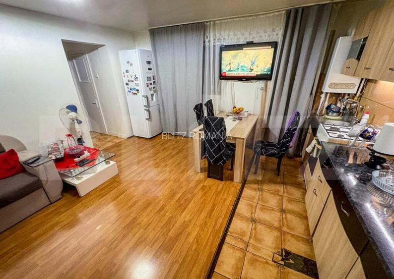 Apartament 3 camere decomandat