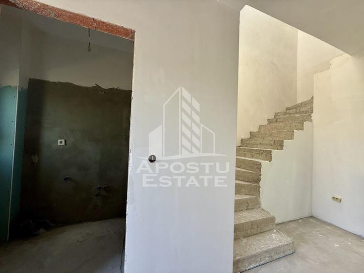 Triplex la gri, teren 284mp, pompe caldura, zona Plopi - 4