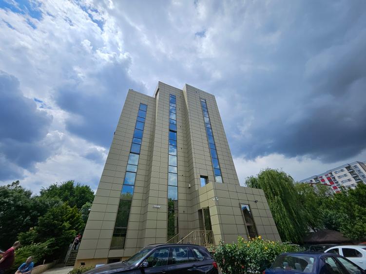 Spatii birou Grozavesti - Demisol, Parter si Etaj 1 - 1