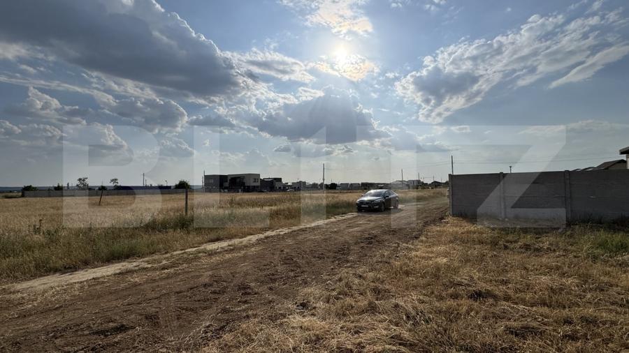 Parcele teren de 566 mp, front dublu de 30 m, utilitati, zona Selgros - 2