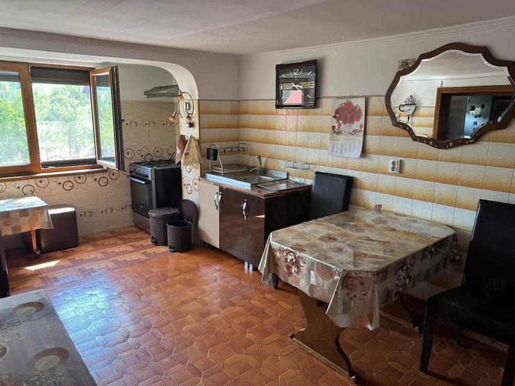 Casă cu Teren 520 Mp în Vlădești