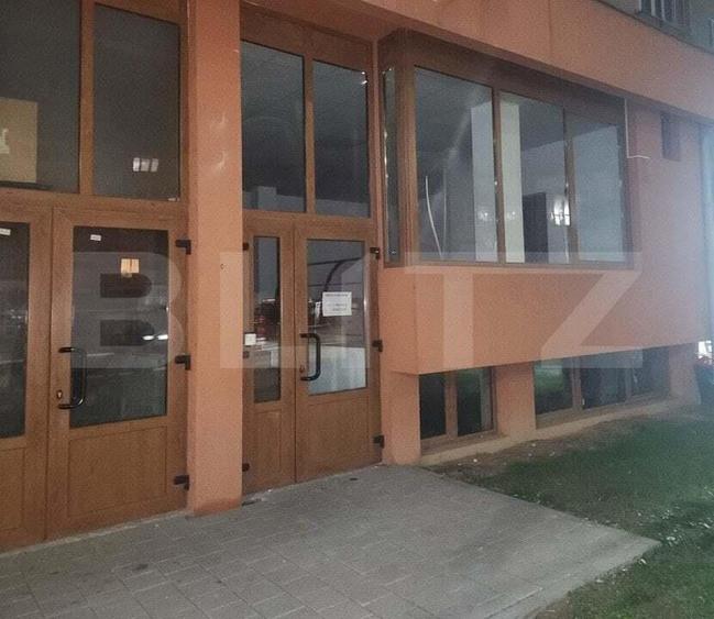 Spatiu comercial de inchiriat, 60 mp, zona-centrala - 2