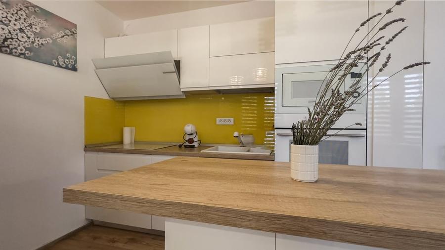 Vila D+P+1E cu 7 camere in Eforie Nord - ideal investitie sau locuinta - 5