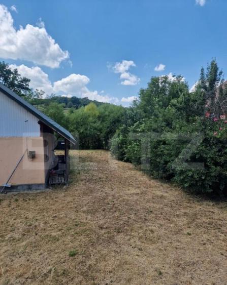 Casa cu 4 camere, 100 mp,si teren 700mp, zona Leoni - 1