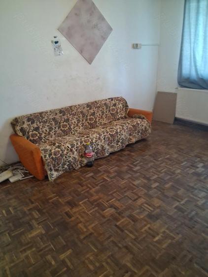 Inchiriez apartament 3 camere - 3