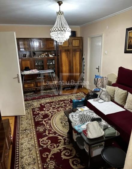 2 camere 3/4, bloc rusesc, anvelopat, Drumul Taberei-Orizont. 2 camere 3/4, bloc rusesc, anvelopat, Drumul Taberei-Orizont.