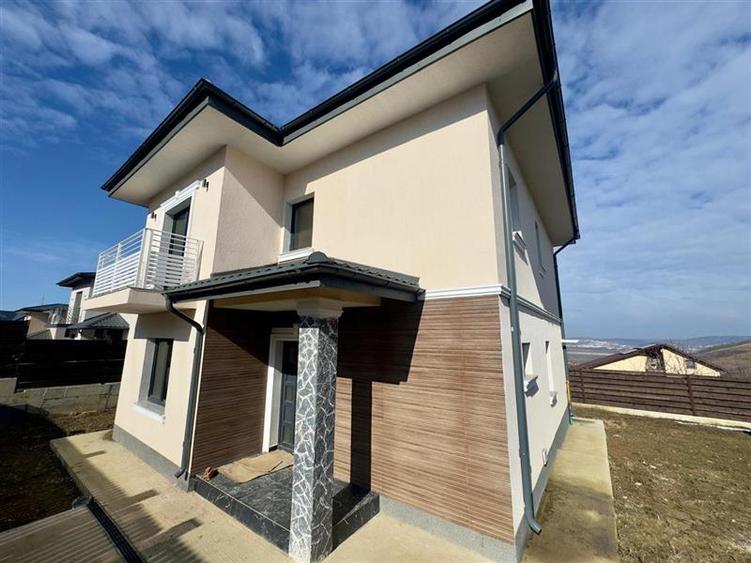 Vila intabulata, Miroslava ,4 camere. - 2