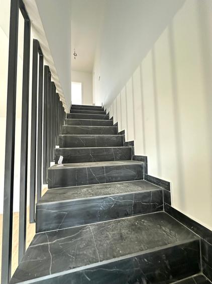 Casa 3 camere D 2 bai Teren 324mp zona Bucium Visan - 12